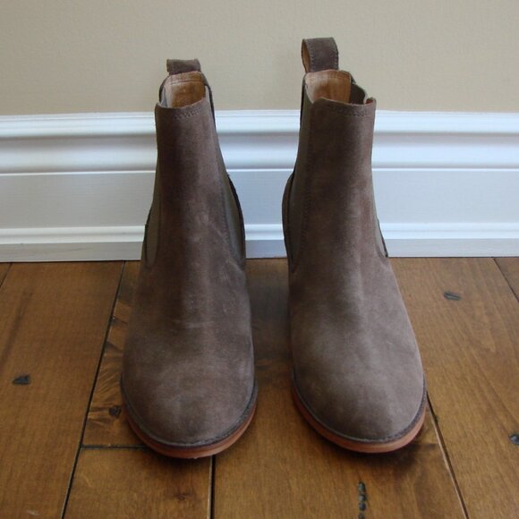 UGG Faye Suede Ankle Boots Booties Brown Leather Suede Chunky Heel Size 10 - Picture 5 of 16